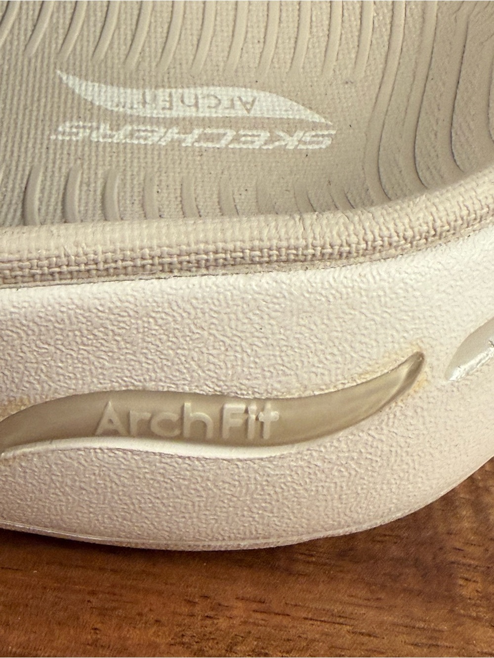 Sketchers Go Walk Arch Fit Knit Sandals, Cream Size 9 - Picture 4 of 11